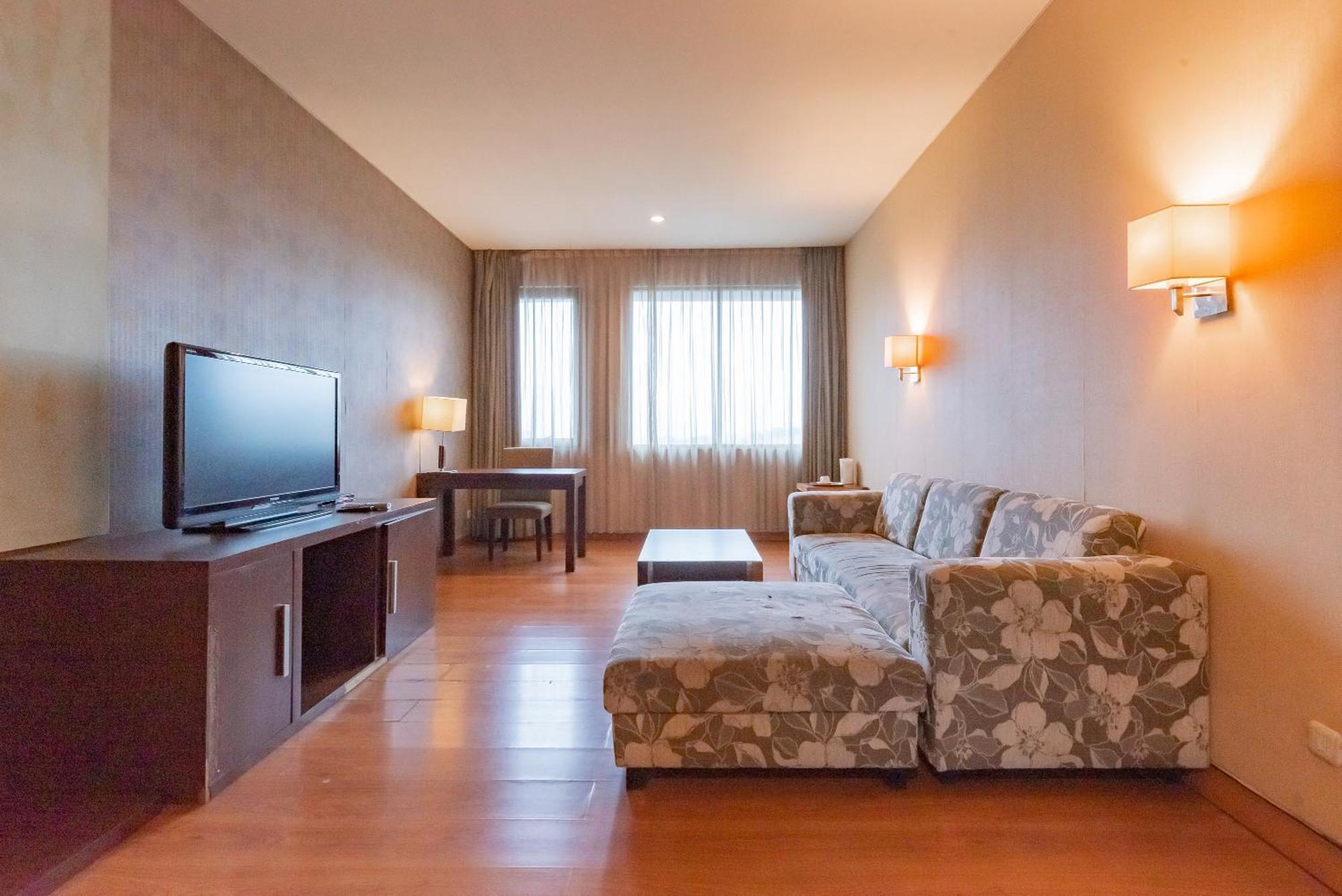 Reddoorz Premium Near Paris Van Java Mall Bandung Exterior foto