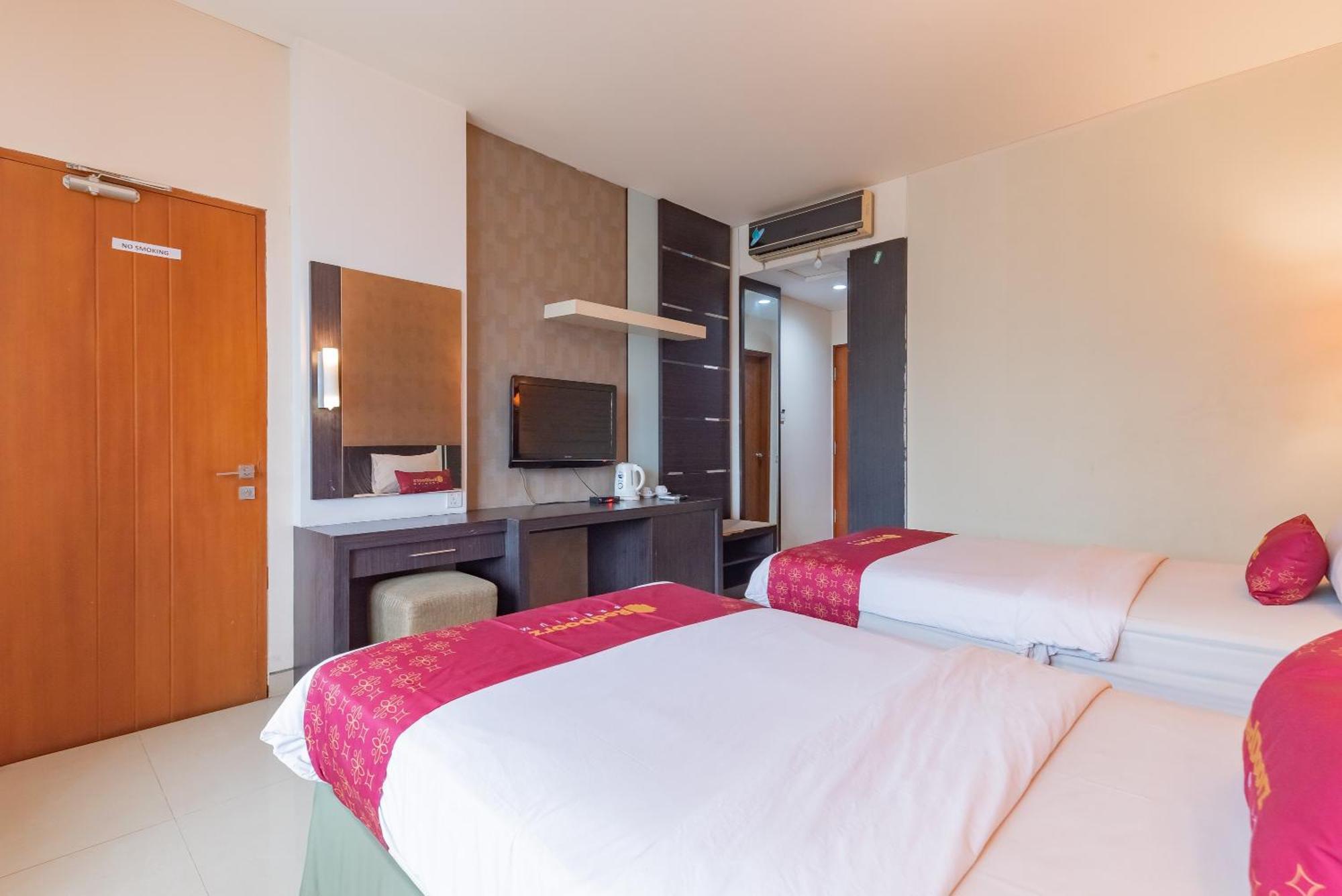 Reddoorz Premium Near Paris Van Java Mall Bandung Exterior foto